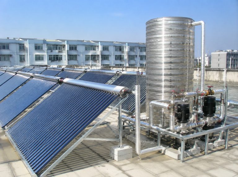 费县商用大容量真空管太阳能热水系统